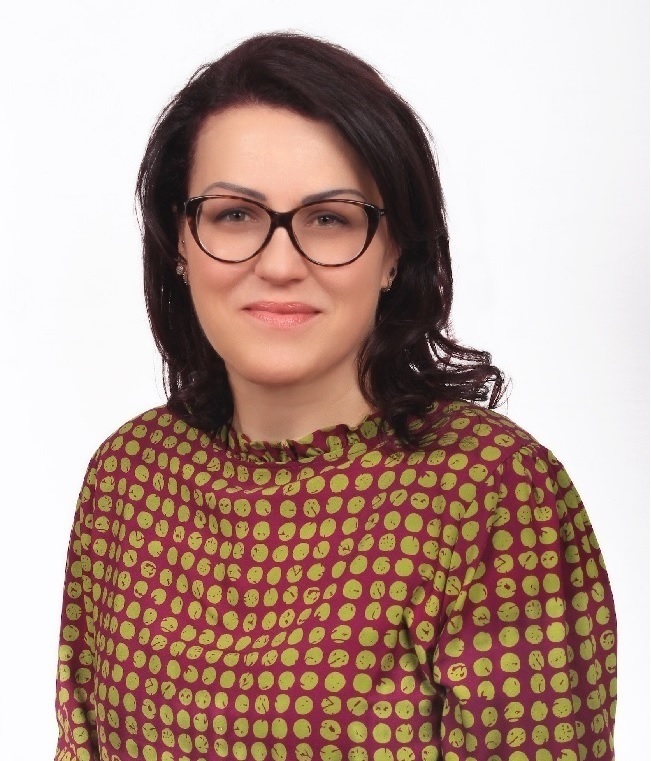 Laura Mess 2